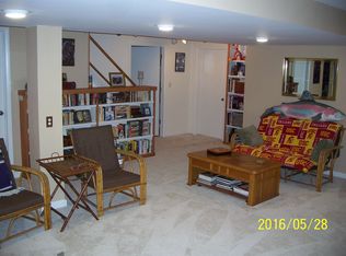 31 Circle Wood Rd, Rochester, NY 14625