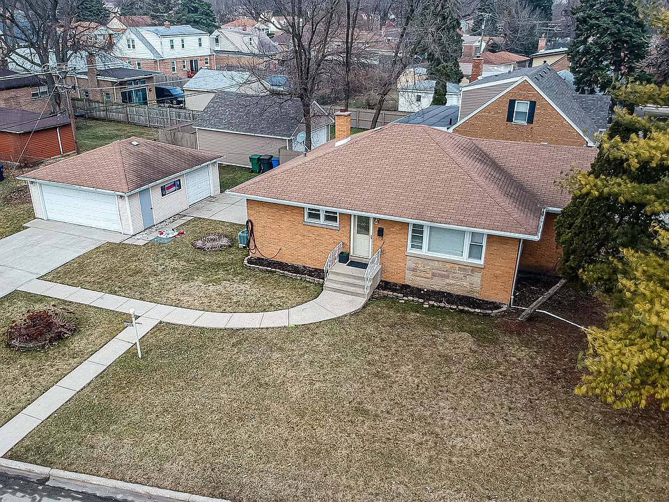 1st image of 238 Buckthorn Ln
