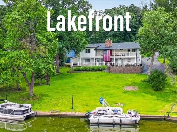 3661 S Lakeshore Dr, Byrnes Mill, MO 63051