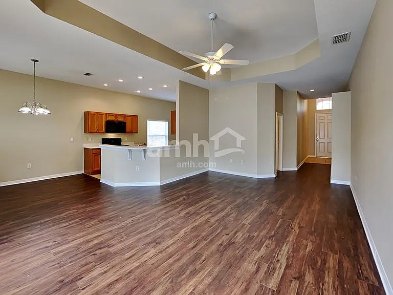 12020 Tasha Ct — Photo 4