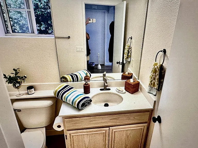 1259 Natoma Way #C — Photo 22