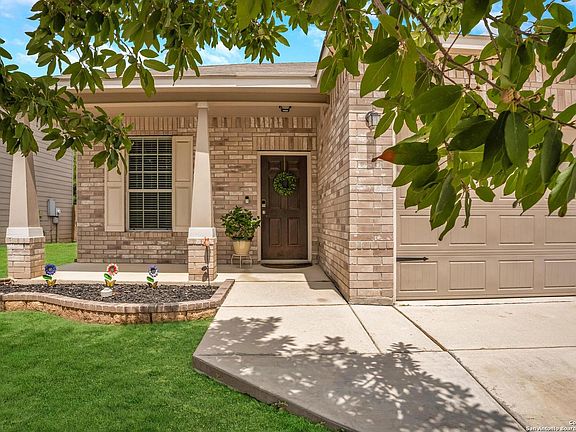 3rd image of 11707 MEADOWOOD OAKS