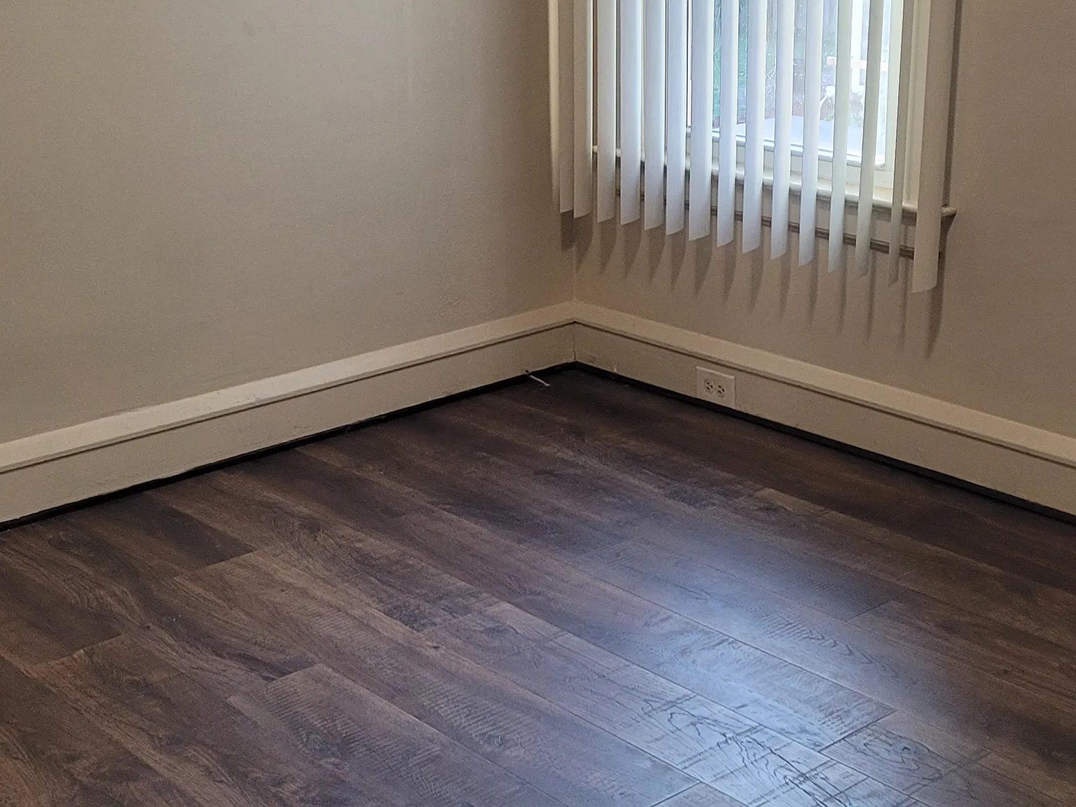 2 bed, 1300 sqft, $1,500 — Photo 4