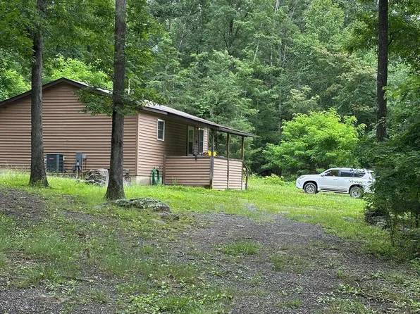 480 Pine Ridge Ext, Wardensville, WV 26851