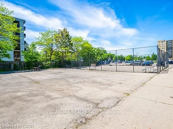 15 Nicklaus Dr #512 — Photo 32