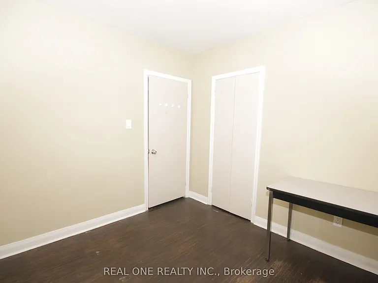 157 Shropshire Dr — Photo 9