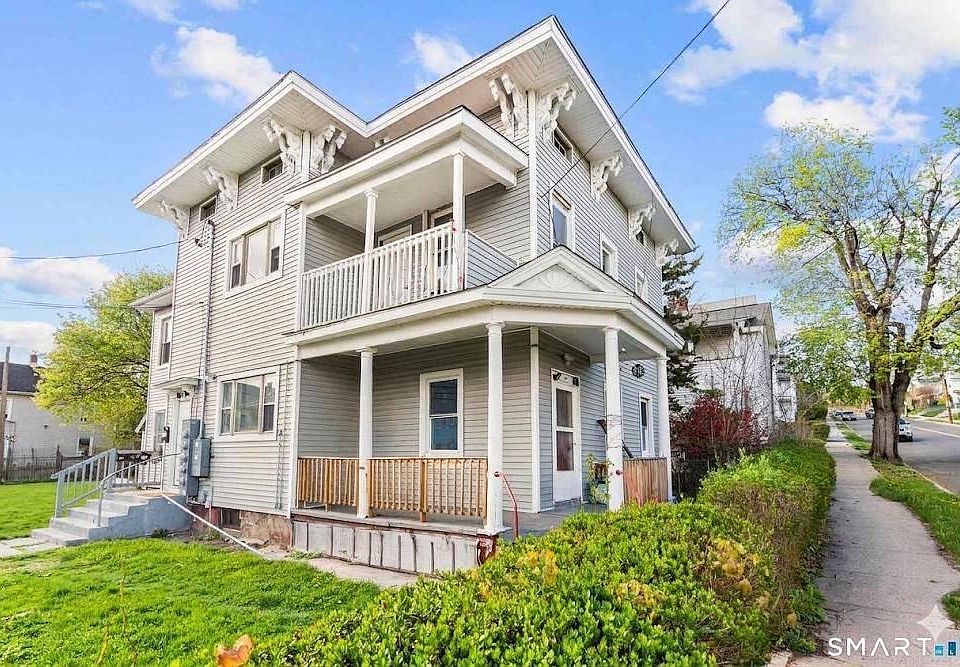 1st image of 164 Curtis St #2B