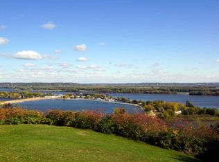 2155 613th Ave, Sabula, IA 52070