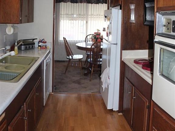 2nd image of 195 Blossom Hill Rd Lot 140