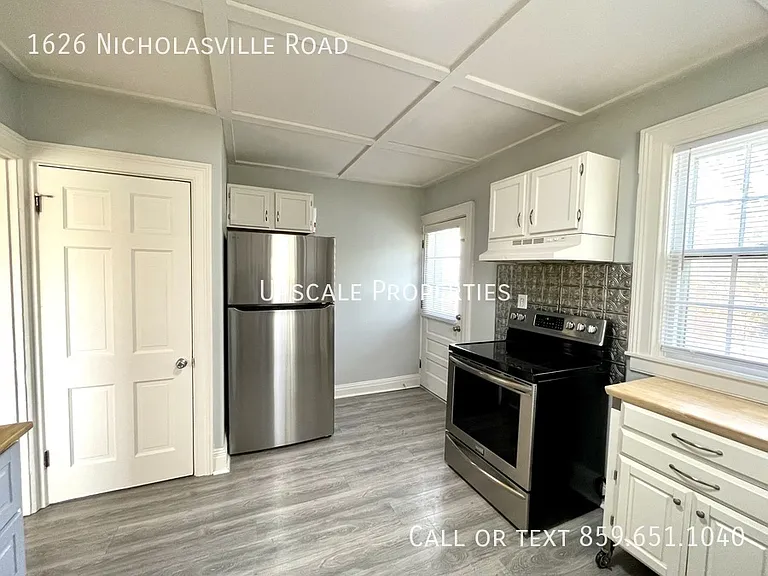 1626 Nicholasville Rd — Photo 11