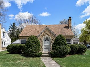 603 Preston Ave, Elgin, IL 60120