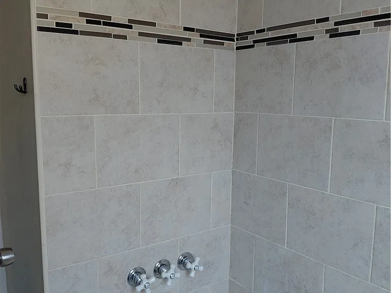 974 Edgar Ave — Photo 16