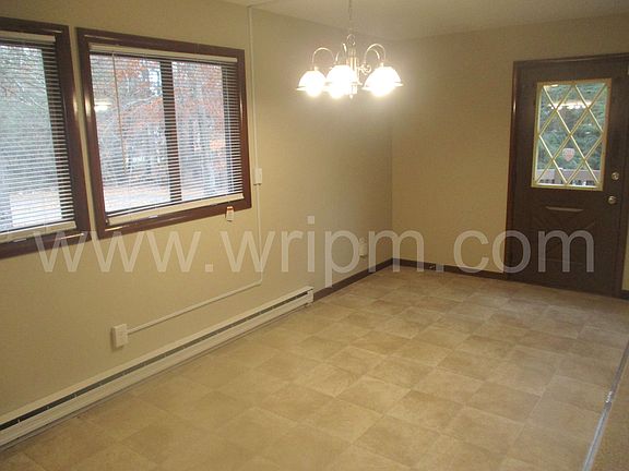 5th image of 5259 Iroquois St