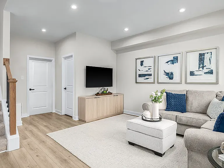 837 Lennox St — Photo 27
