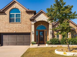 1008 Hummingbird Ct, Forney, TX 75126