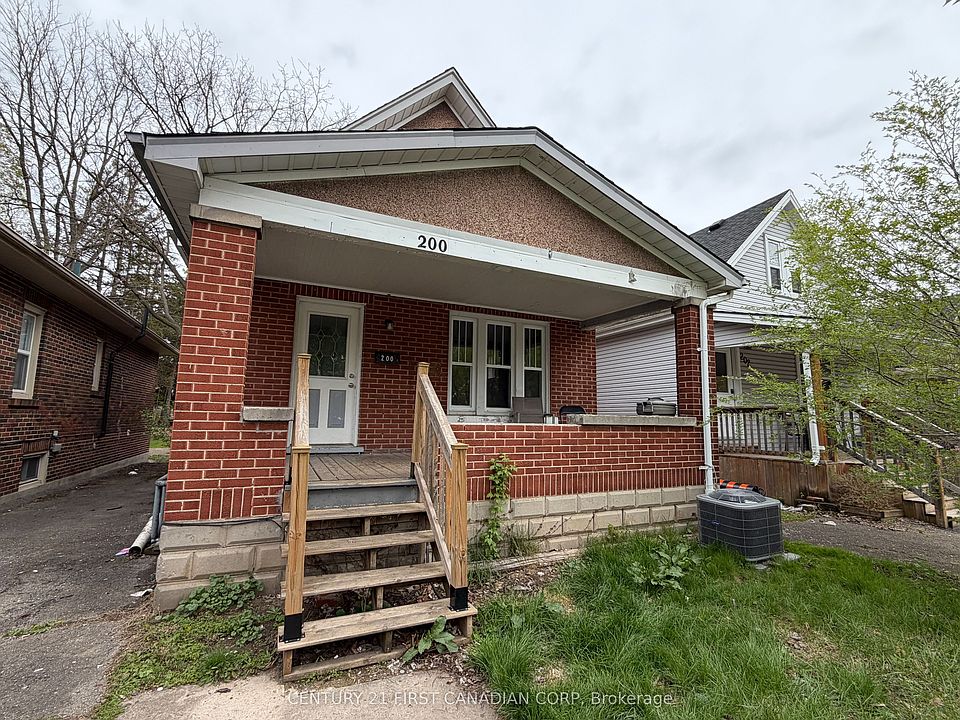 1st image of 200 Huron St