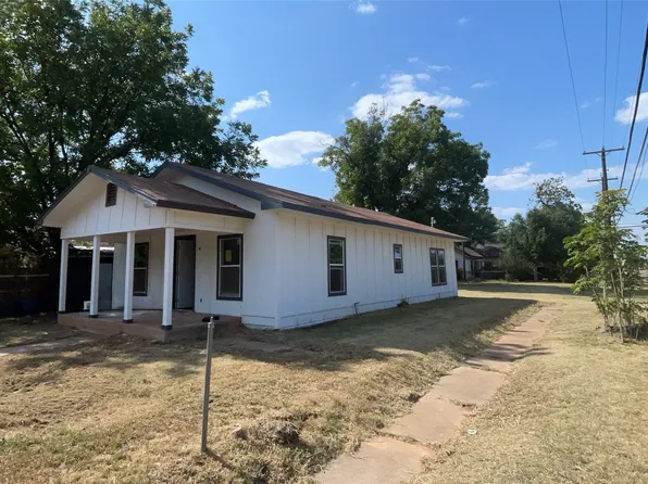 1300 N 9th St, Wichita Falls, TX 76306