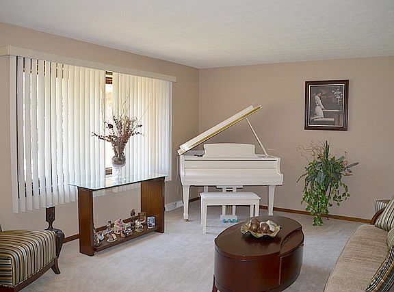5th image of 4858 Clearsky Dr