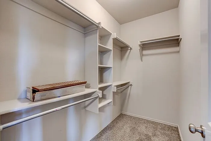 2421 W Imperial Ct — Photo 30