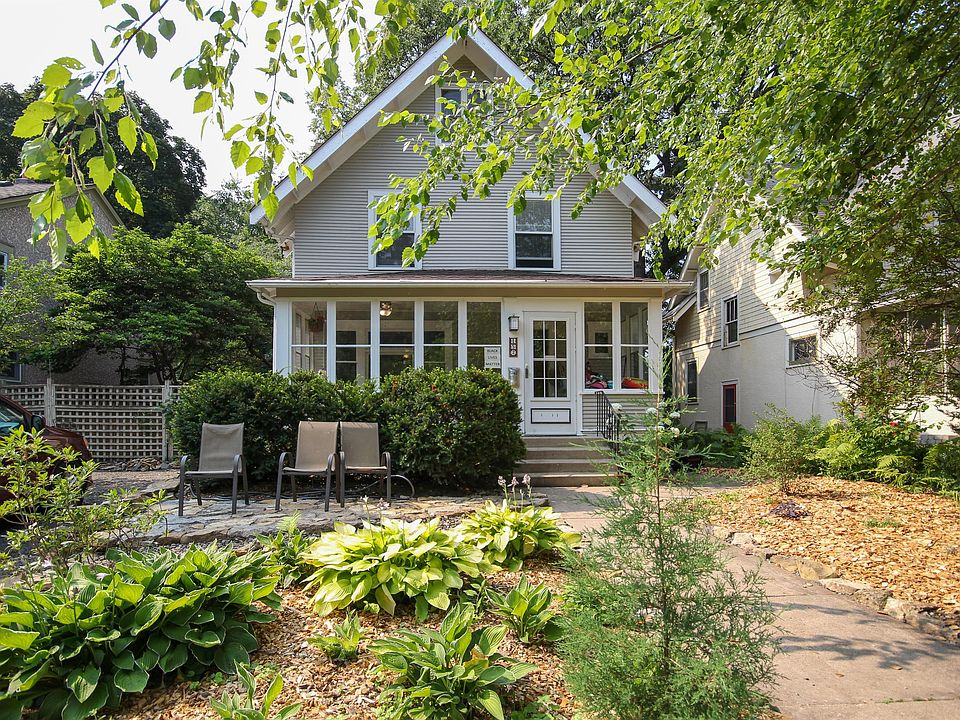 1st image of 152 Arthur Ave SE