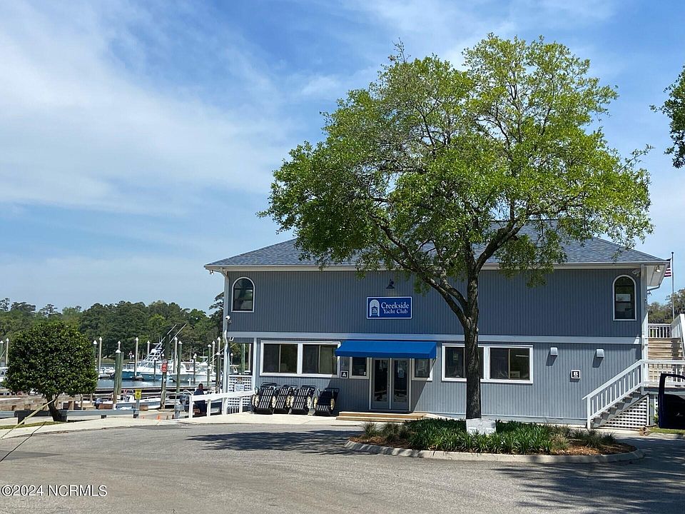2nd image of 6334 Oleander Drive #Creekside Yacht Club Slip