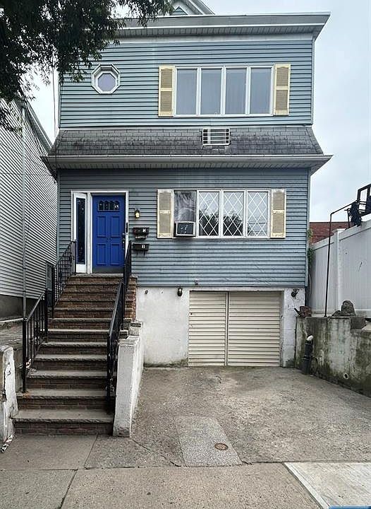 1st image of 25 Caroline Ave