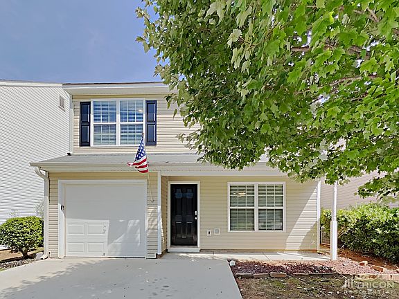 3rd image of 504 Epris Ln