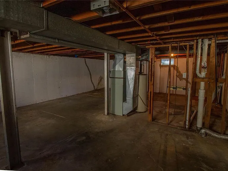 9807 Lullaby Ln — Photo 8