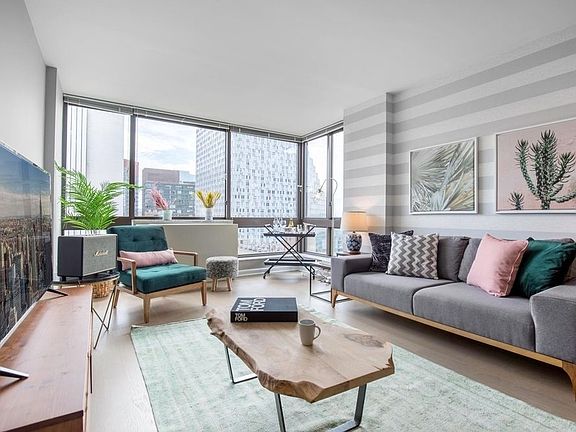 5th image of 500 W 56th St APT 1802