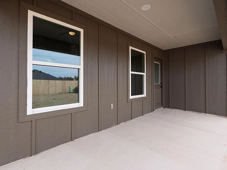 199 Tombstone Rd — Photo 33