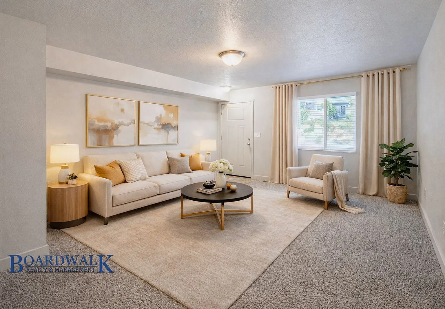 3 bed, 2.5 bath, 2000 sqft, $1,900 — Photo 2