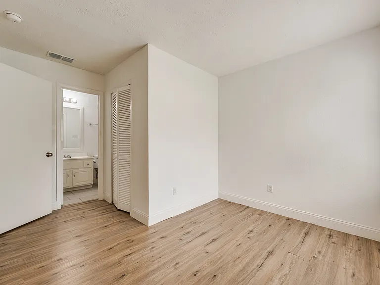 1732 Delaford Ct — Photo 29