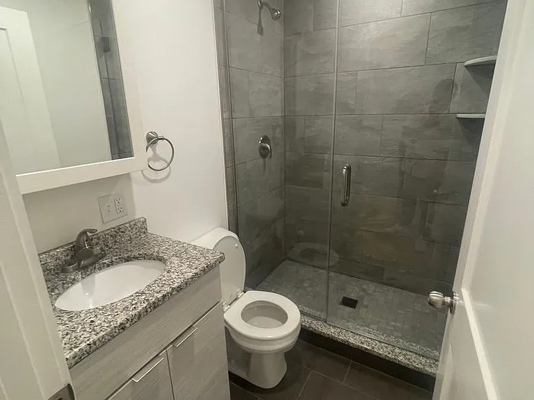 BOSTON COMFORT SUITES — Photo 36