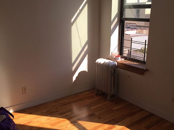 2nd image of 2818 43rd St APT 2