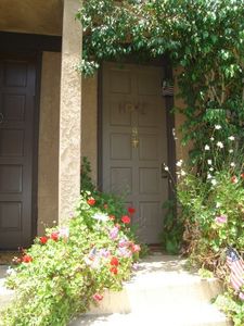 1328 S Bundy Dr APT 9, Los Angeles, CA, 90025