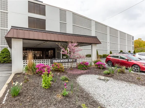 143 Hoffman Ave APT 101, Cranston, RI 02920