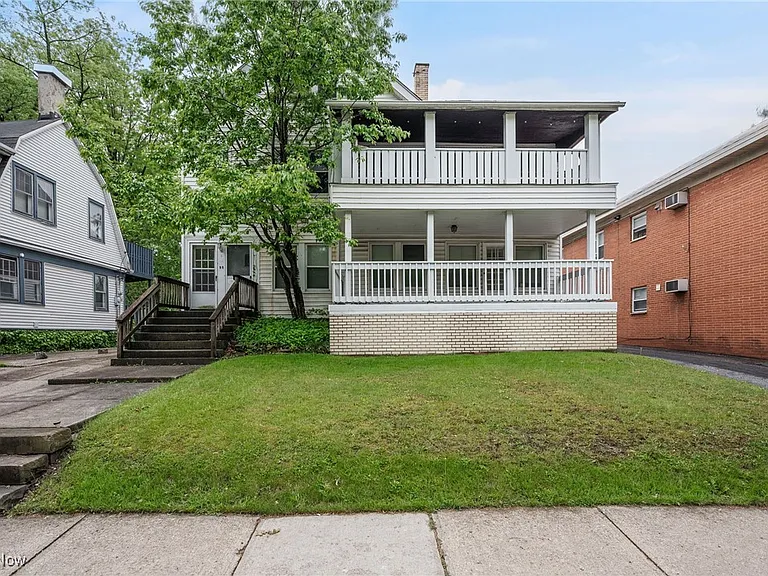 2620 Mayfield Rd #A — Photo 1