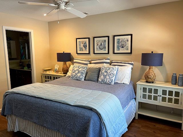 Primary Bedroom, 
first floor, ceiling fan