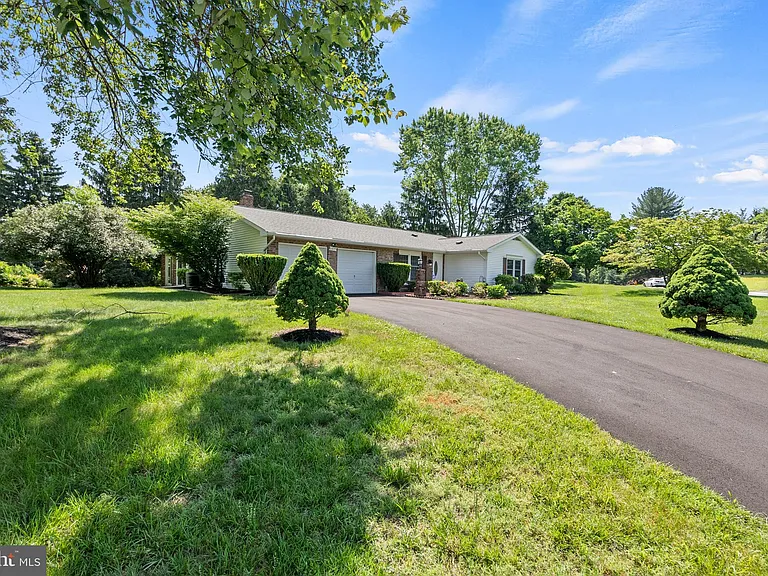 4650 Palomino Ct — Photo 40