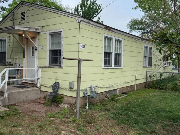 1438 S Pershing Ave, Wichita, KS 67218
