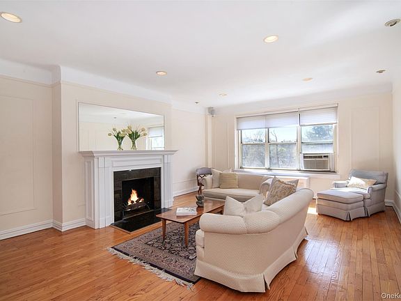 2nd image of 250 Bronxville Road #5A