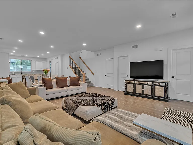 5264 Cooley Lake Rd — Photo 9