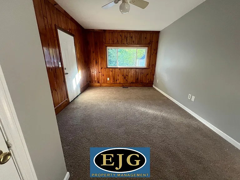 11 Ashuelot Main St #5 — Photo 17