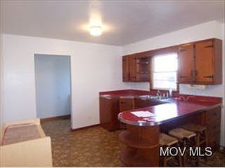 5th image of 3318 Elm St