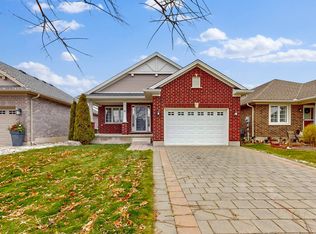 11 Bridle Path St, Thomas, ON N5R0E3