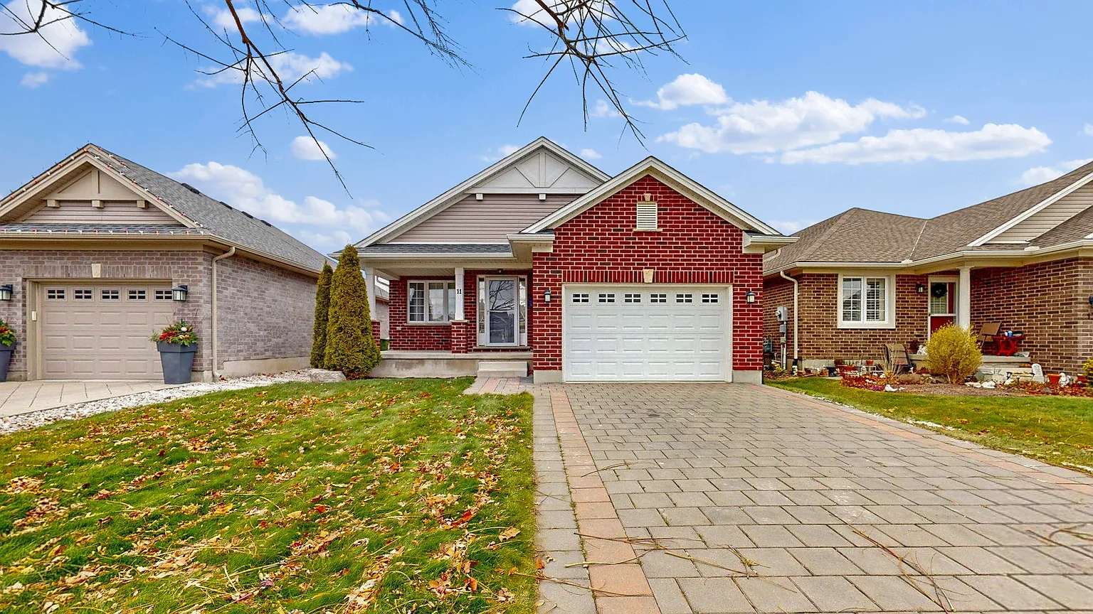 11 Bridle Path St photo 1