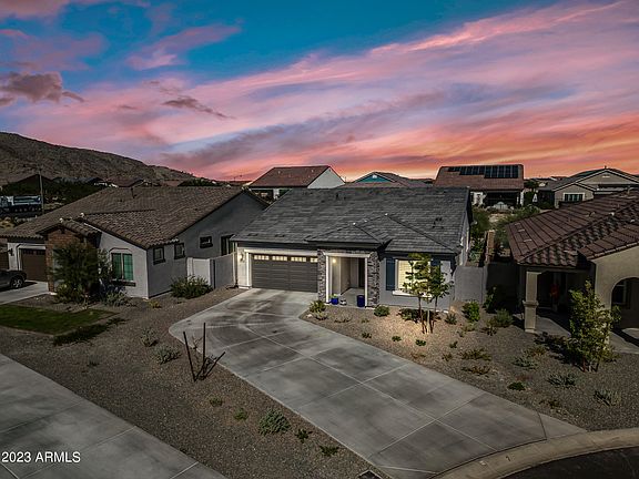 2nd image of 20434 W MEADOWBROOK Avenue