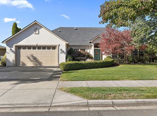 376 Robert Trent Jones Blvd, Eagle Pt, OR 97524