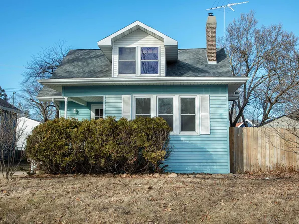 516 Home Park Blvd, Waterloo, IA 50701
