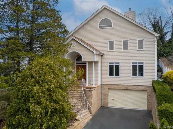 174 Lawrence Avenue, Eastchester, NY 10709